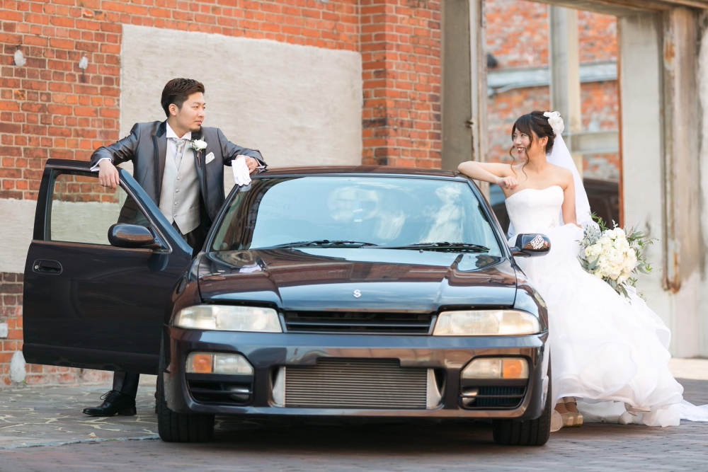 ここだからこそ 愛車を魅せるウエディング 大阪 港区のレストランウエディング アカレンガウエディング Akarenga Wedding